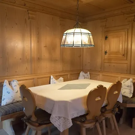 Haus Tannengruen 公寓 蒂罗尔-泽费尔德