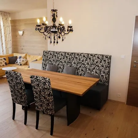 Haus Tannengruen