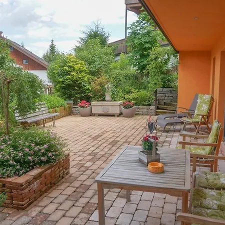 Haus Tannengruen